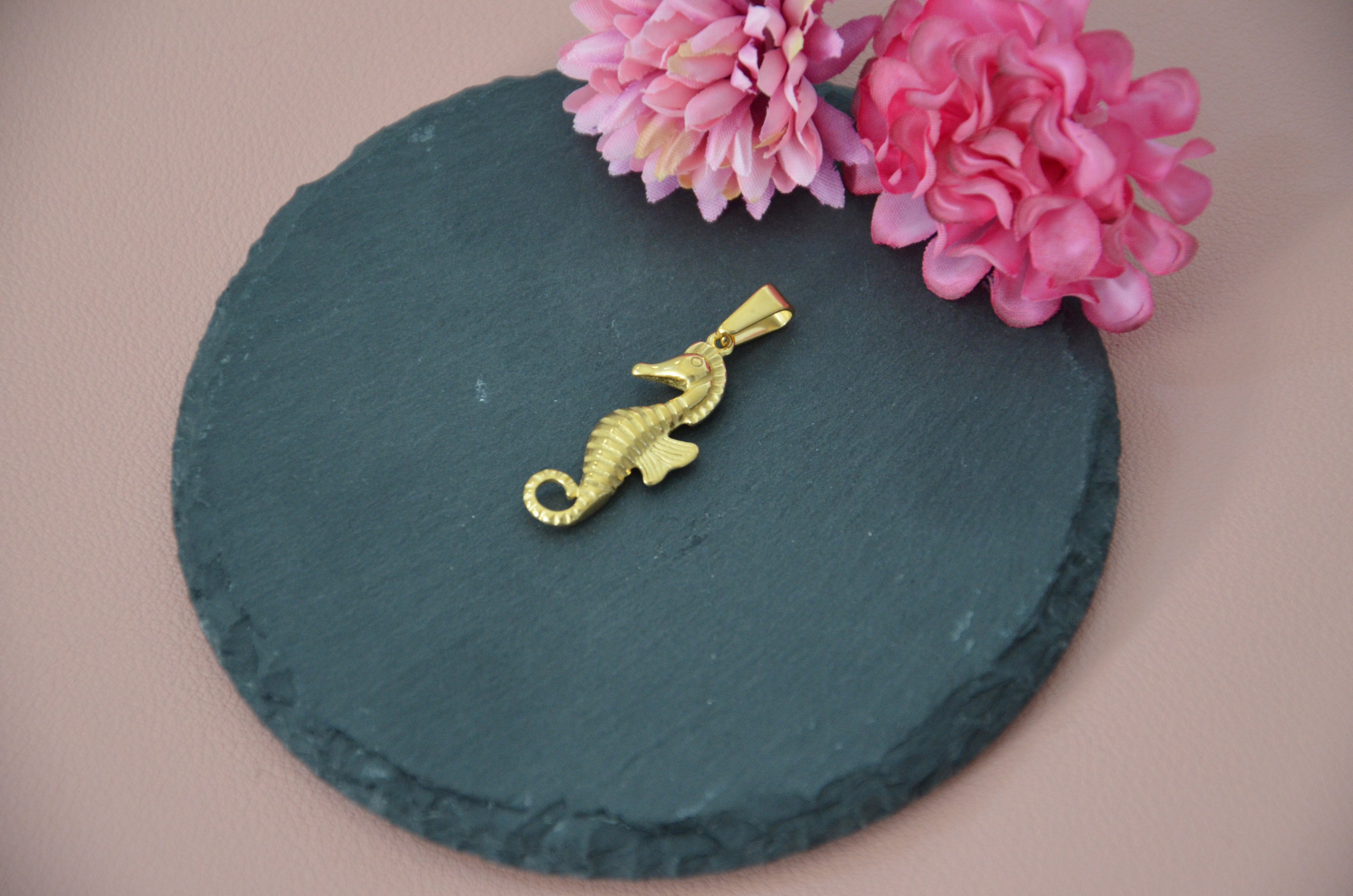 CIONDOLO CAVALLUCCIO MARINO